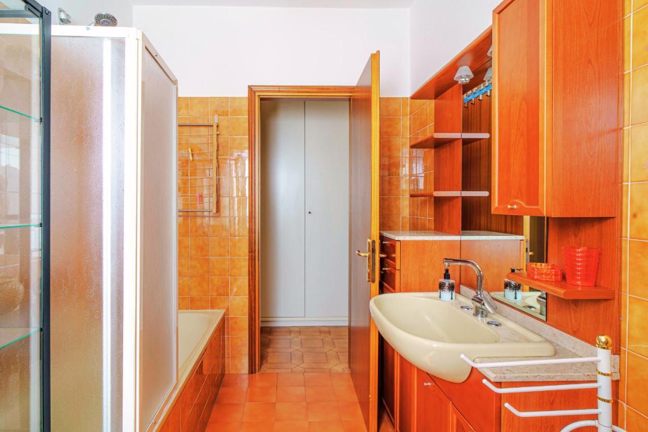 La Casa Nel Sole Grandate Exterior foto